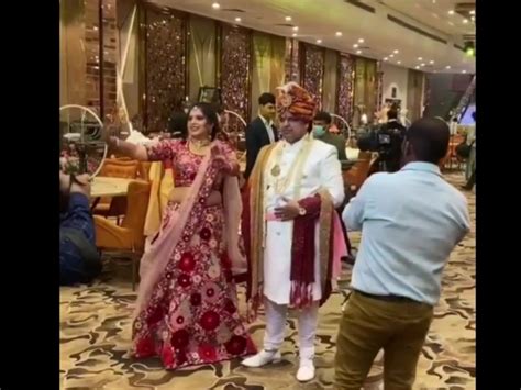 married bhabhi|Viral video shows Bhabhi super dance at Devars wedding